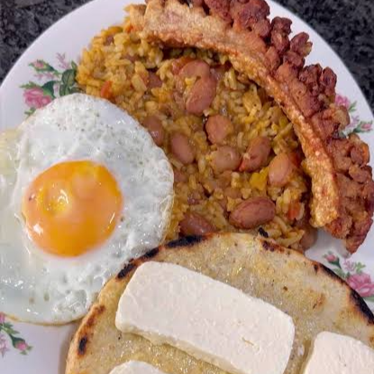 Calentado con Chicharrón