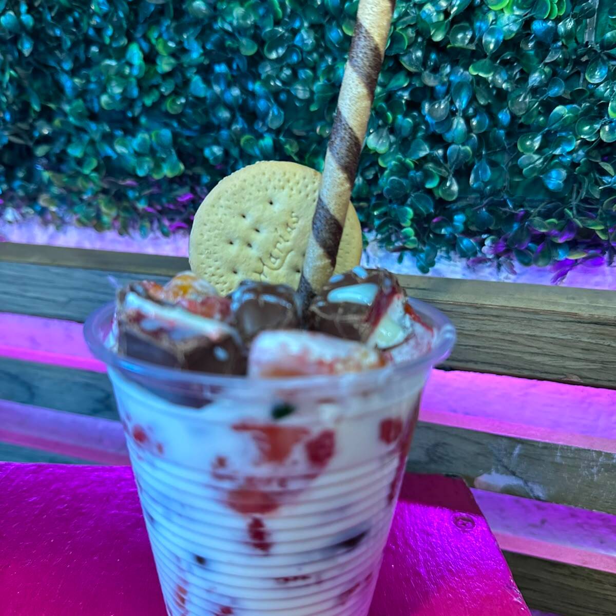 FRESAS CON CREMA MEDIANAS