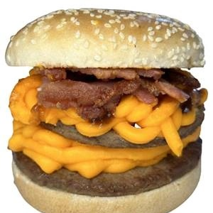 Pão, 2 hamburgueres sabor picanha 120gr, bacon, cheddar cremoso e barbecue