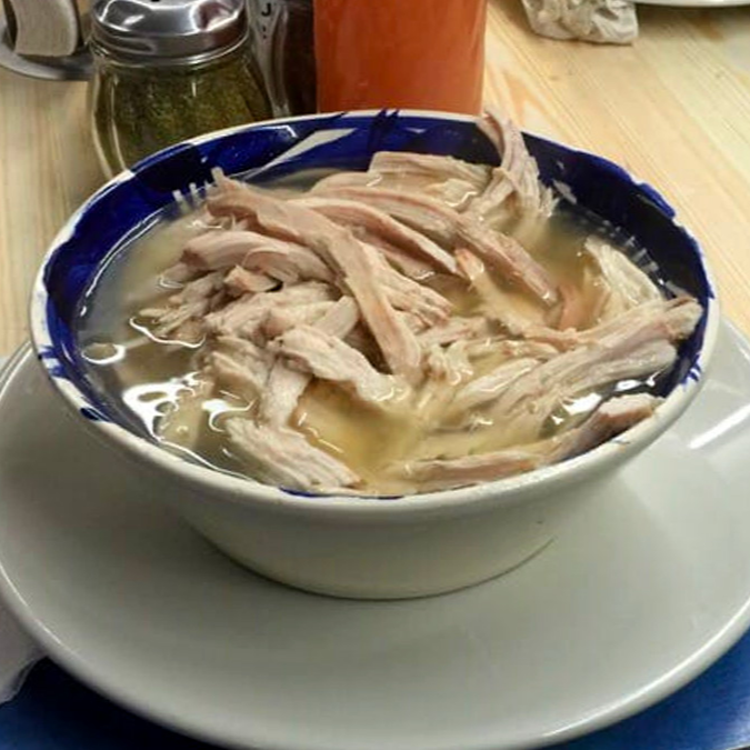 Caldo de Gallina (Pechuga)