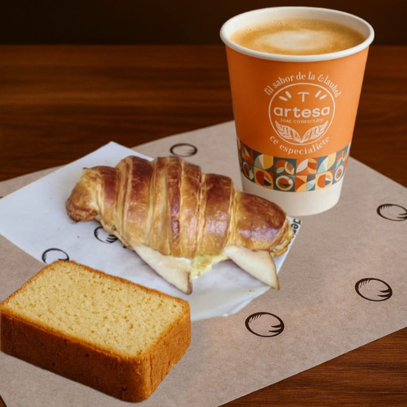 Combo Bebida Gr + Sándwich + Torta