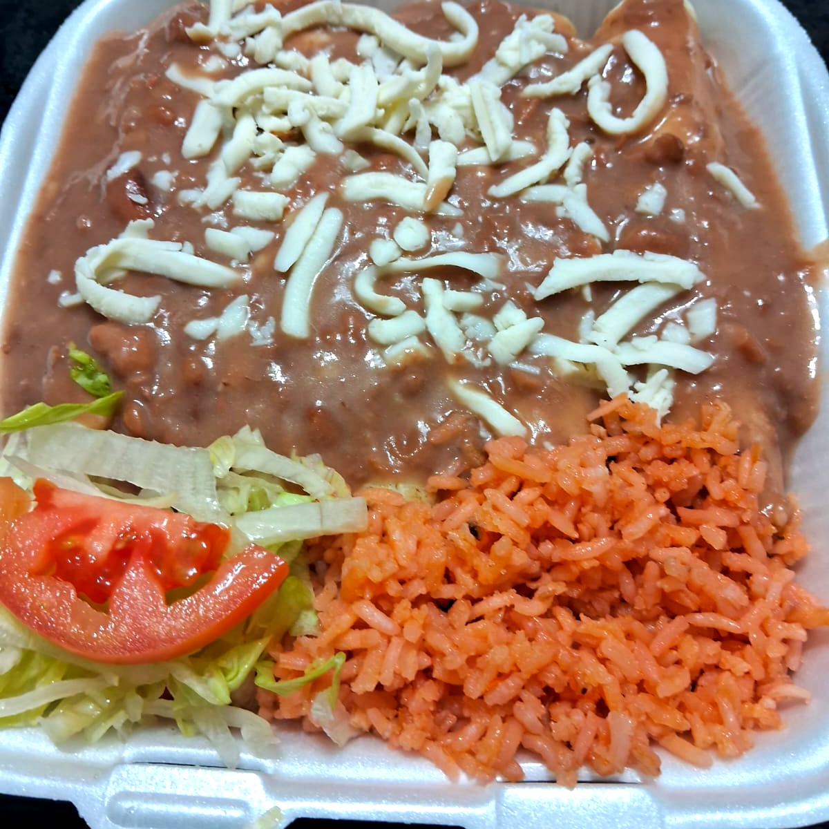 Enfrijoladas con Queso