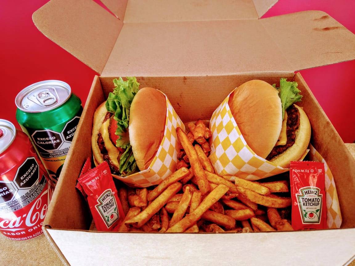 Combo Grab-N-Share Couple