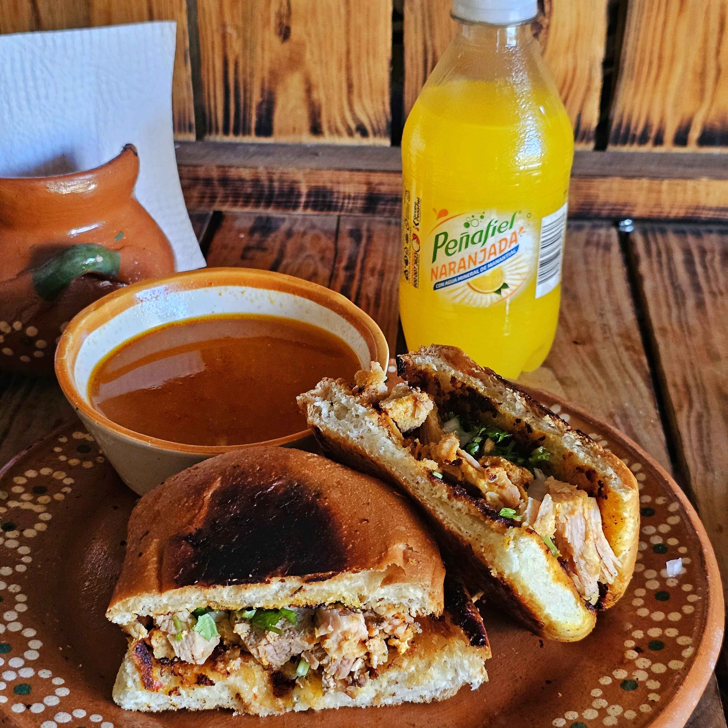 Torta Tapatia + Naranjada