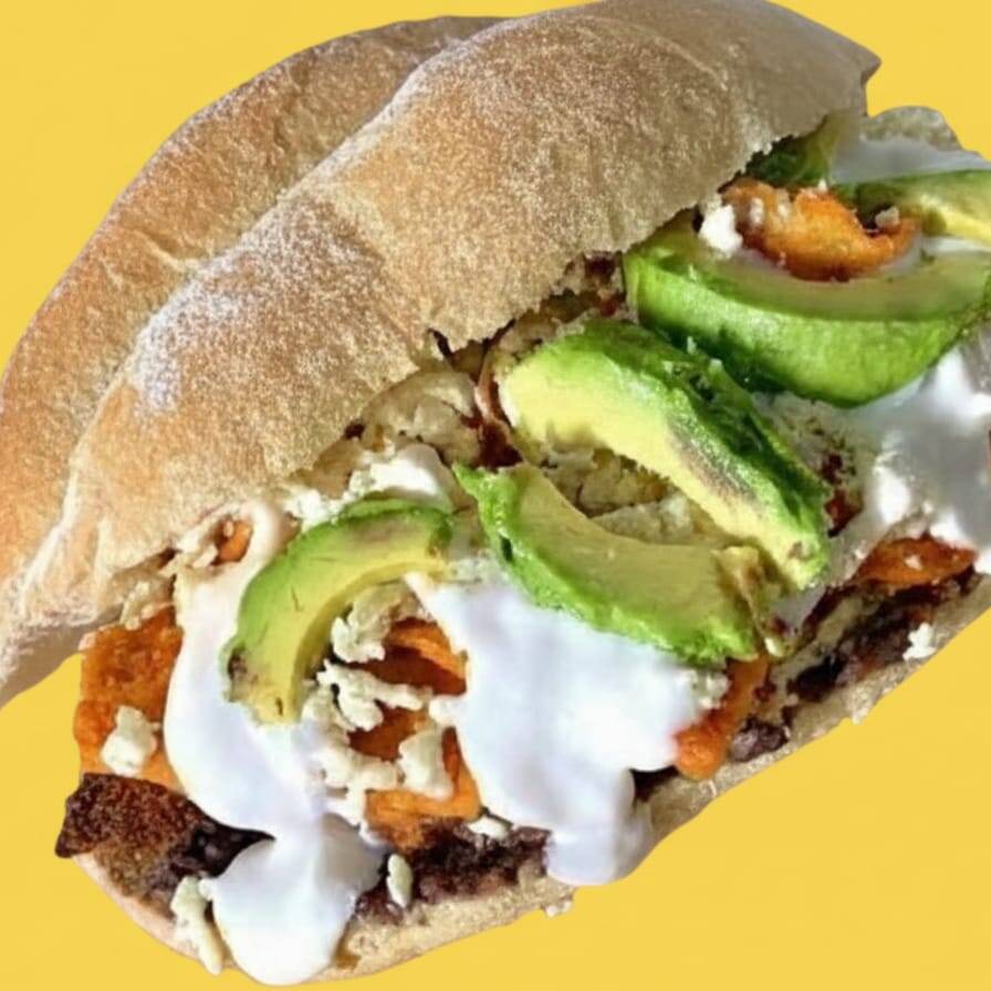 Torta de Chilaquiles .