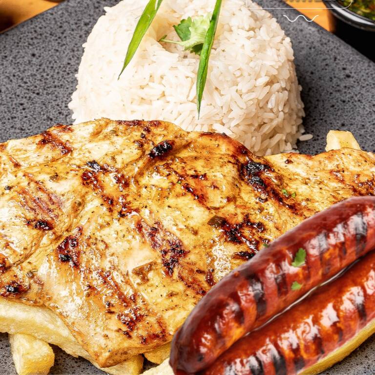 Pechuga Parrillera con Chorizo