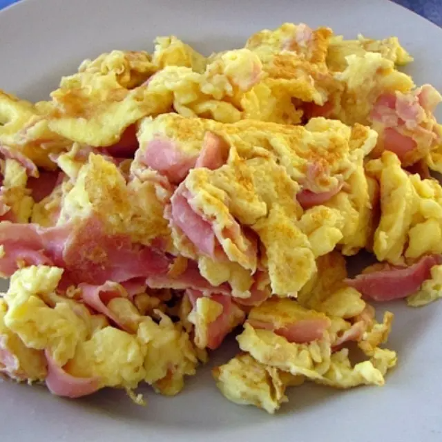 HUEVOS AL GUSTO