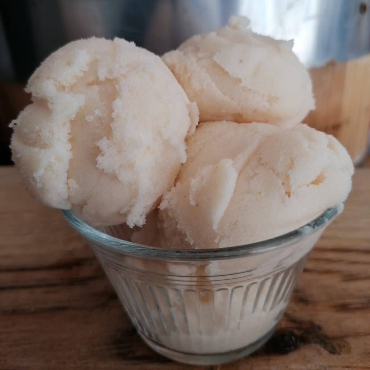 Nieve de Guayaba (de Leche) 1/2 Litro