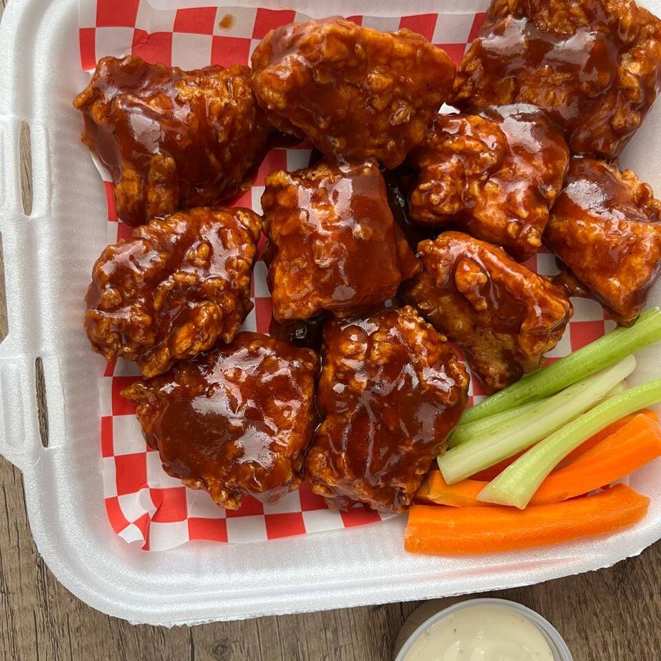 10 Boneless Estilo Flamin Hot