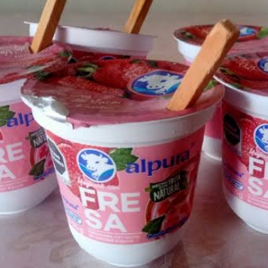 Yogurt Congelado de Fresa