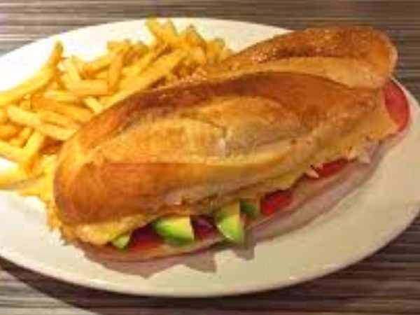 Torta del Chavo VIP + Papas