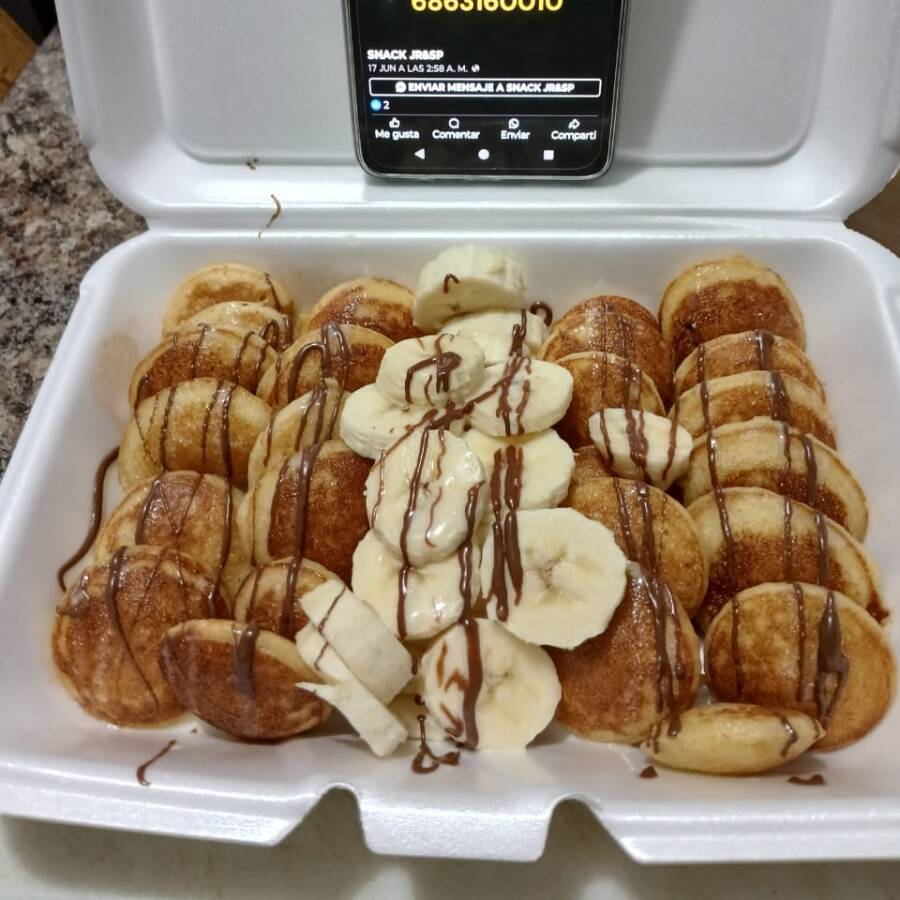 Charola de Mini Hot Cakes
