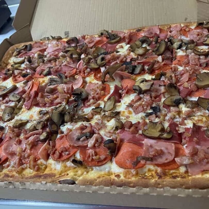 Pizza Mega Súper Especial
