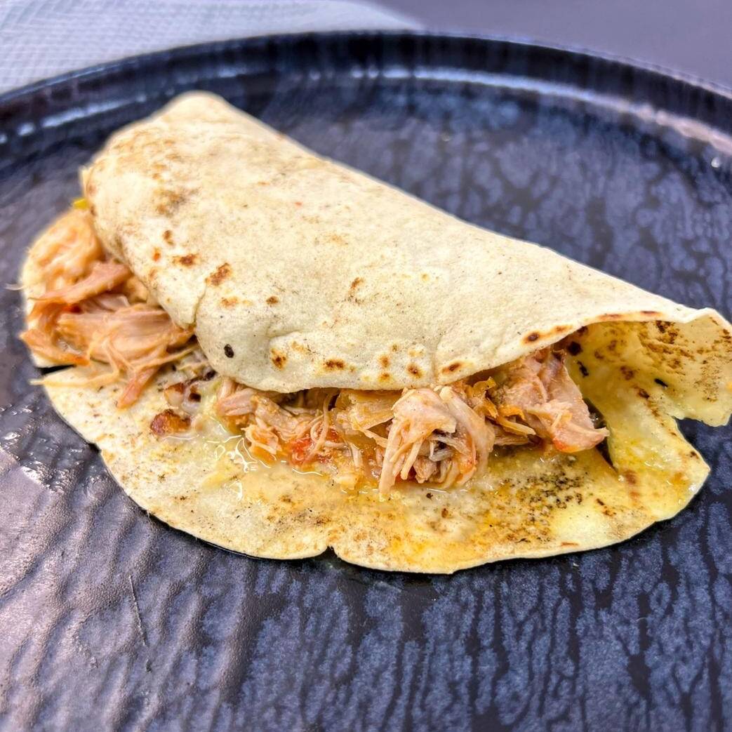 QUESADILLA TINGA DE POLLO