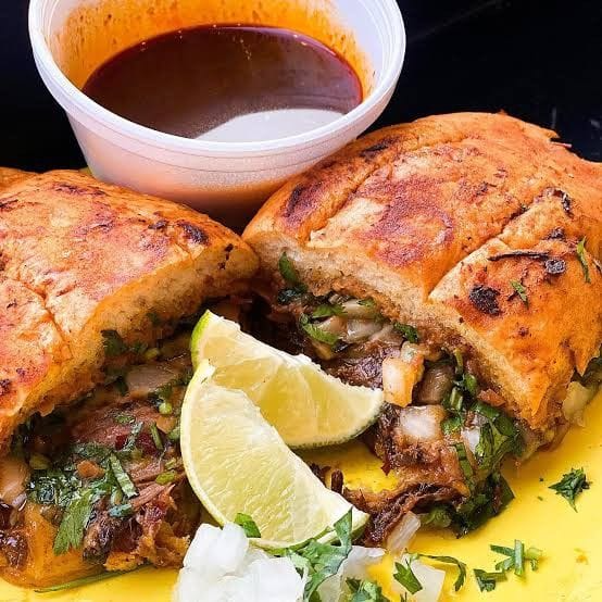 Torta de Birria