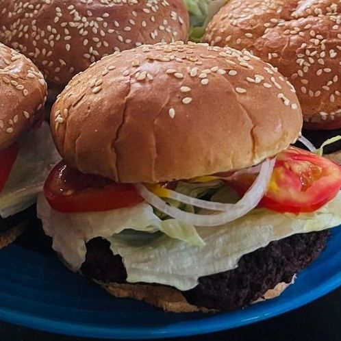 Hamburguesa Res o Pollo Sencilla