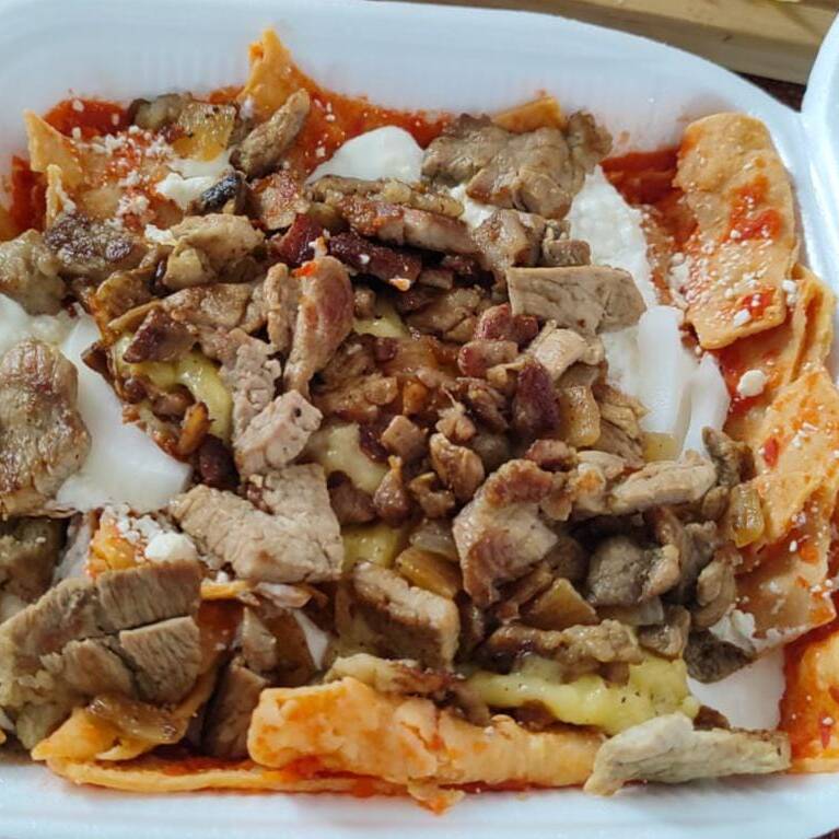 ROJOS CON ASADO