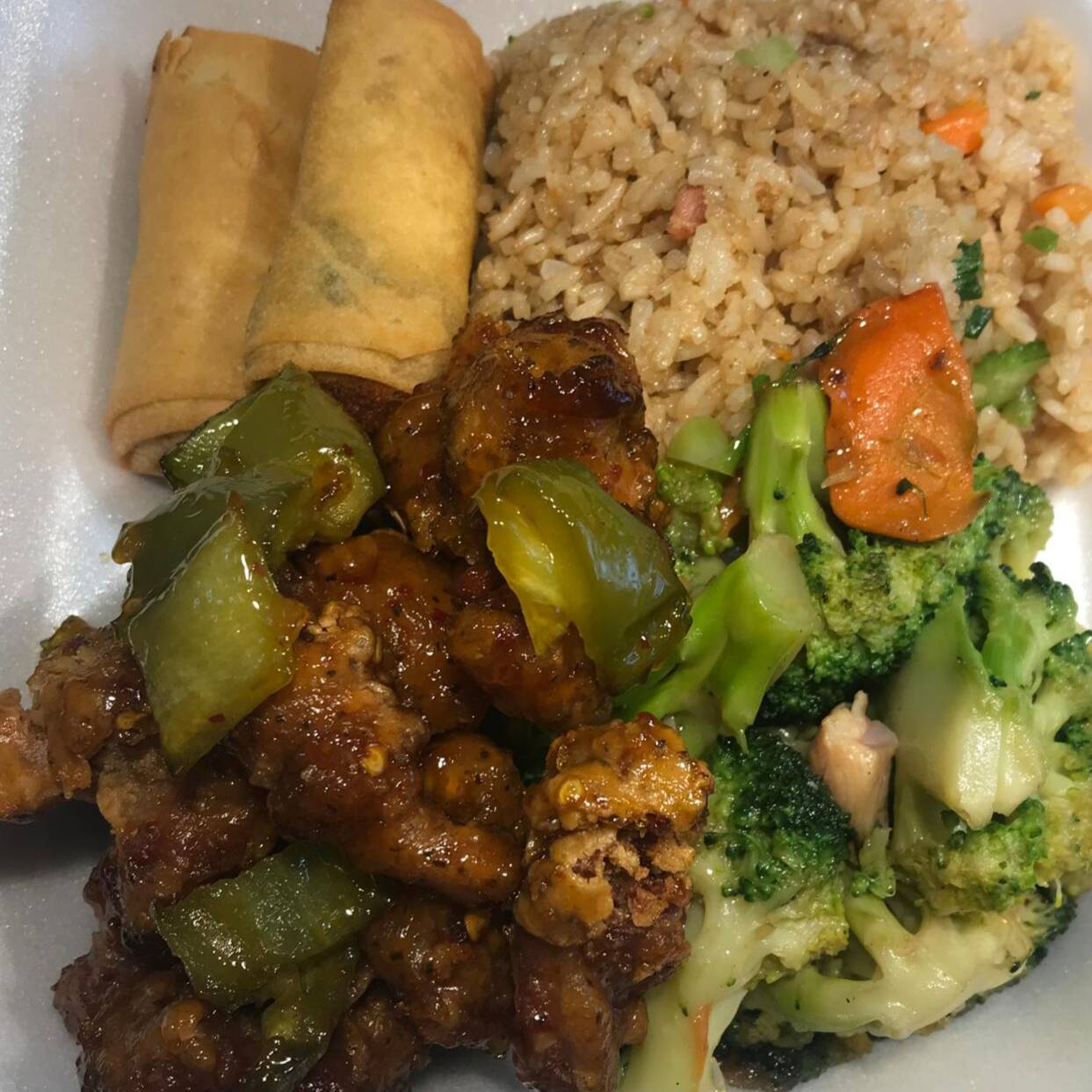 Arroz, Pollo Picante, Pollo a la Plancha, Rollitos