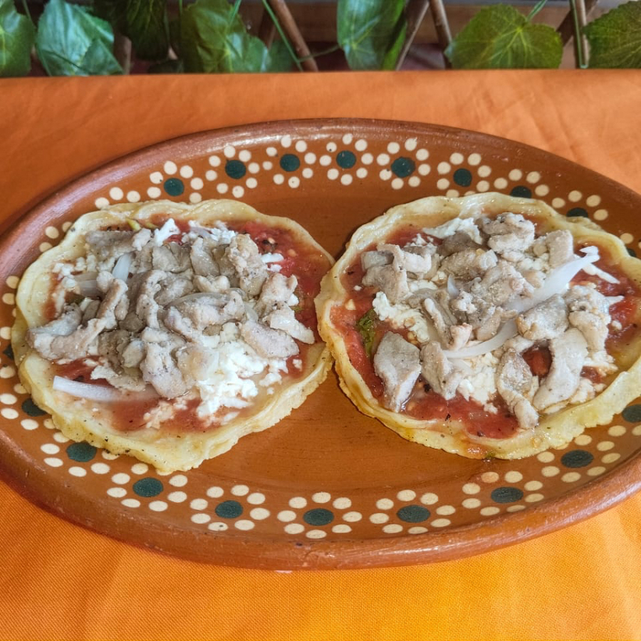 PICADA PREPARADA BISTEC ENCEBOLLADO