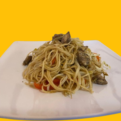 Chow Mein de Pollo
