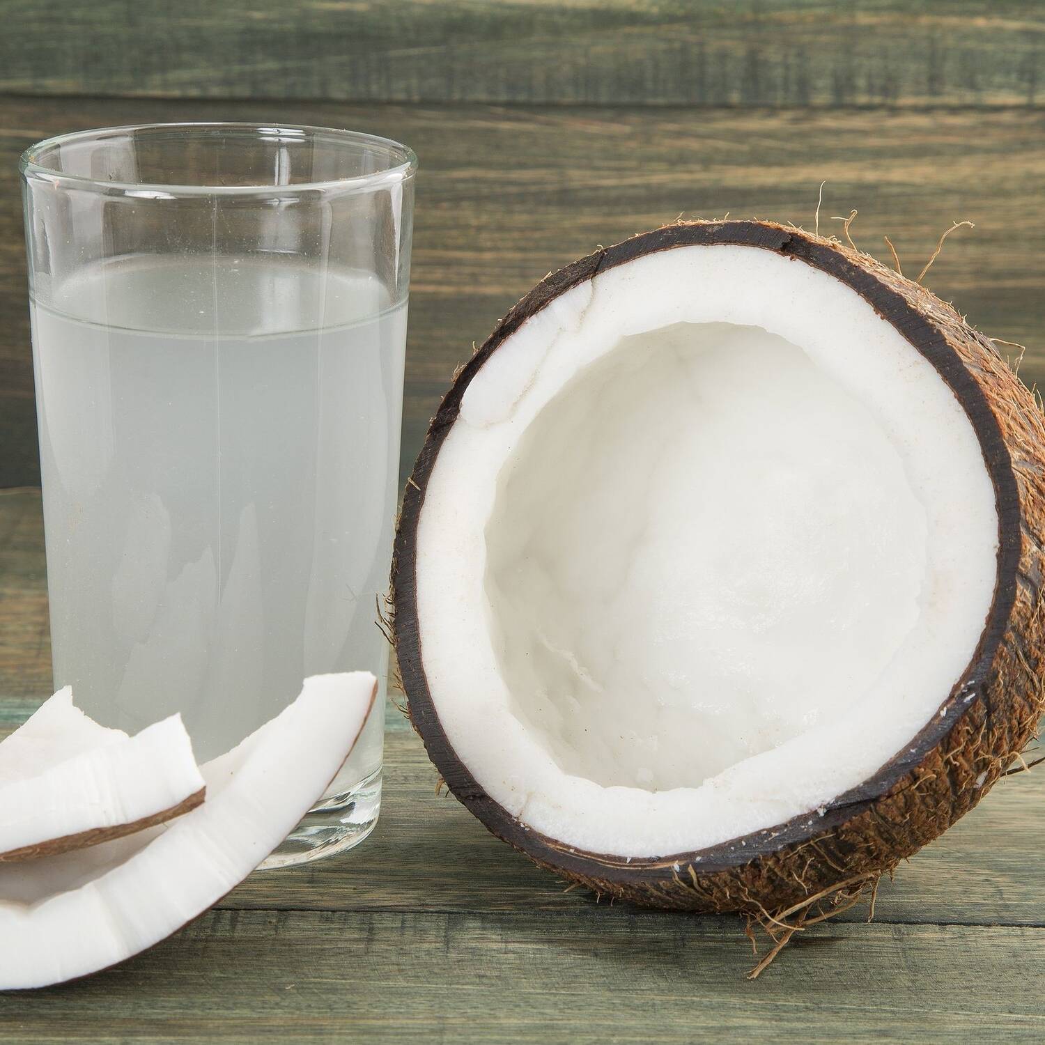 Agua sabor coco