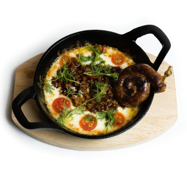 QUESO FLAMBEADO CON CHISTORRA