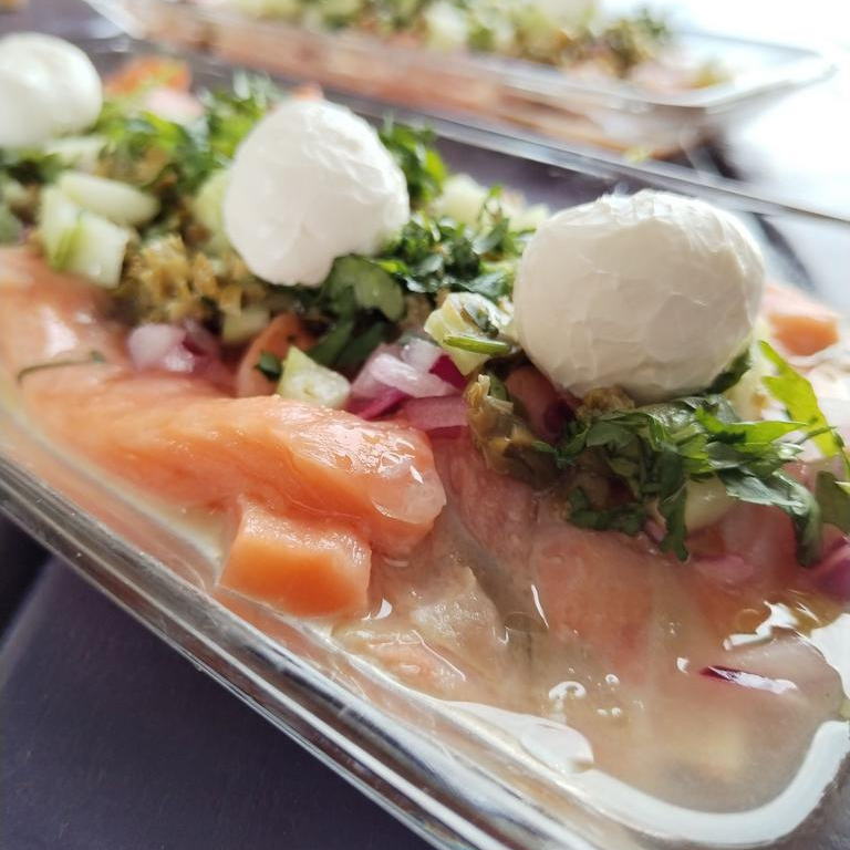 TIRADITO DE SALMON