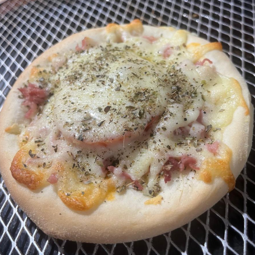 Presunto, mussarela, tomate e Orégano