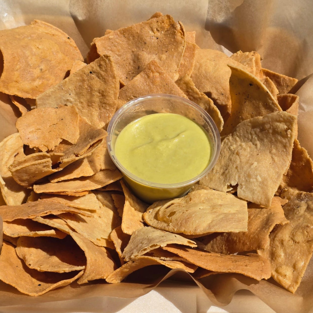 Totopos Con Salsa Dip Jalapeño