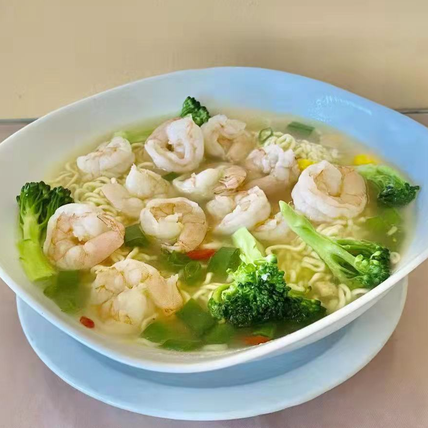 Sopa de Fideos con Camarón