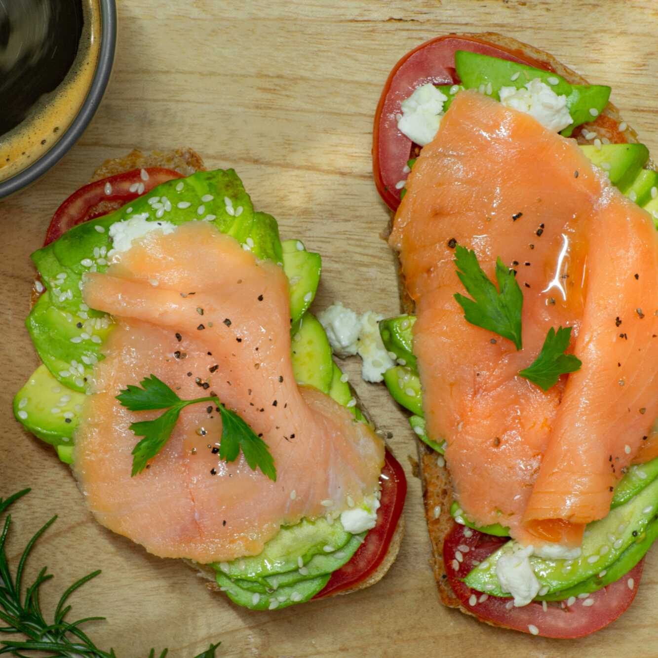 Toast con Salmón
