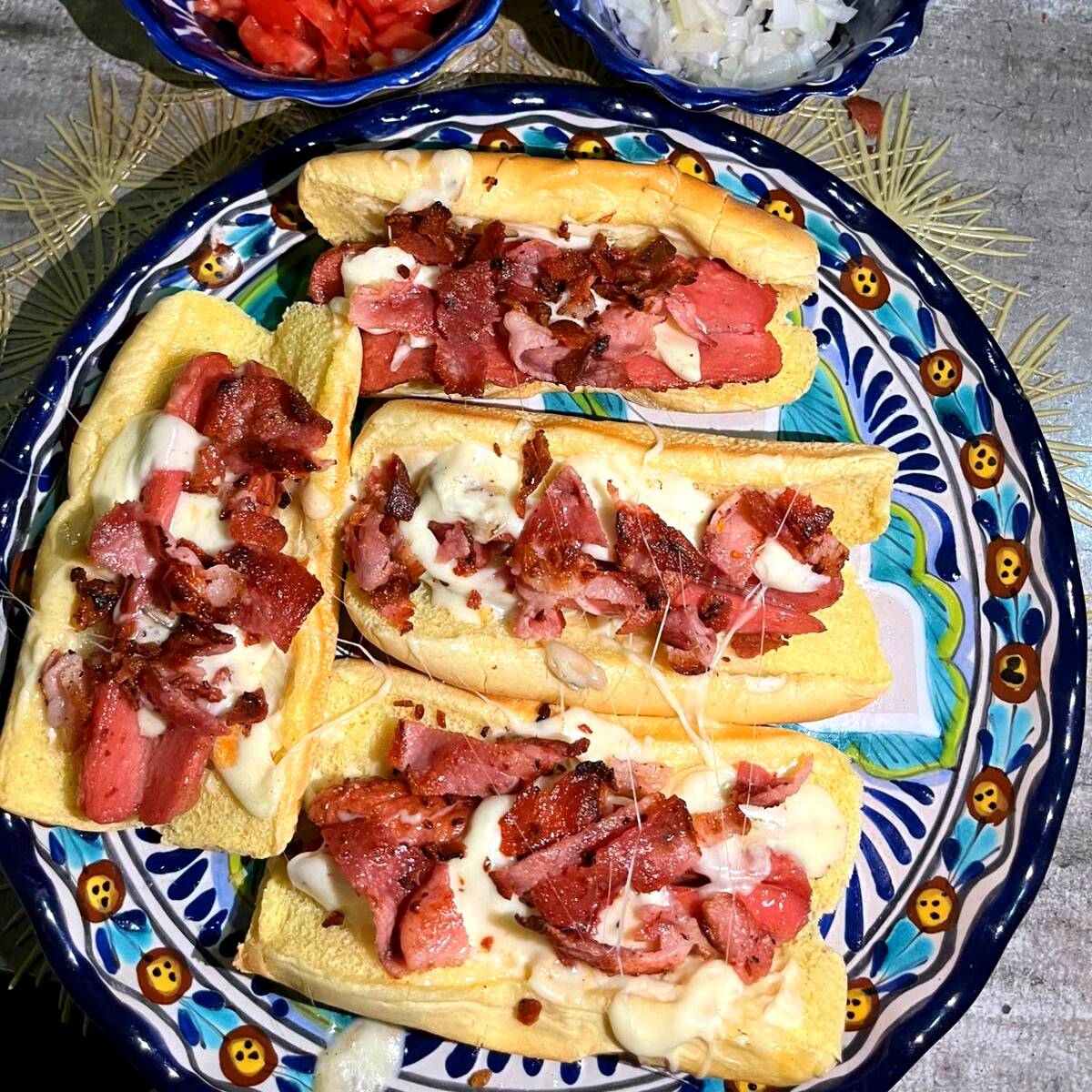 Hot-Dog con Tocino y Queso