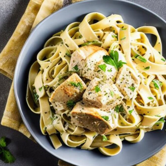 Fetuccine de Pollo