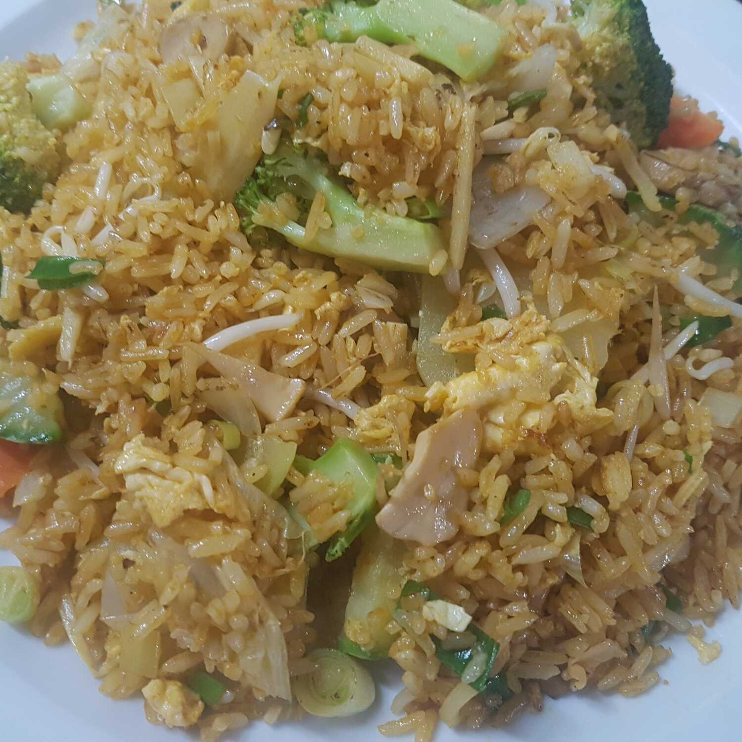 Arroz en vegetariano salsa o Seco
