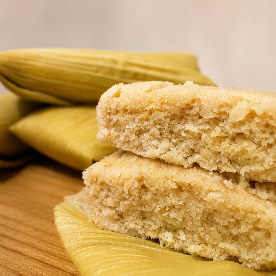 Tamales de Elote Dulce
