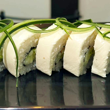Sushi Sumo Cheese Roll