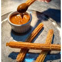 08 UNIDADES DE CHURROS DE PALITO DE 50 G COM RECHEIO A SUA ESCOLHA