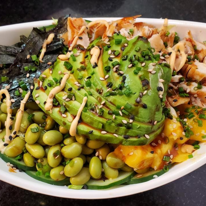Poke de Pollo y Mango