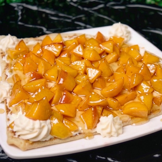 Crepa DURAZNOS CON CREMA