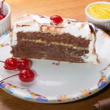 Fatia Momo. Chocolate com marshmallow e baba de moça.