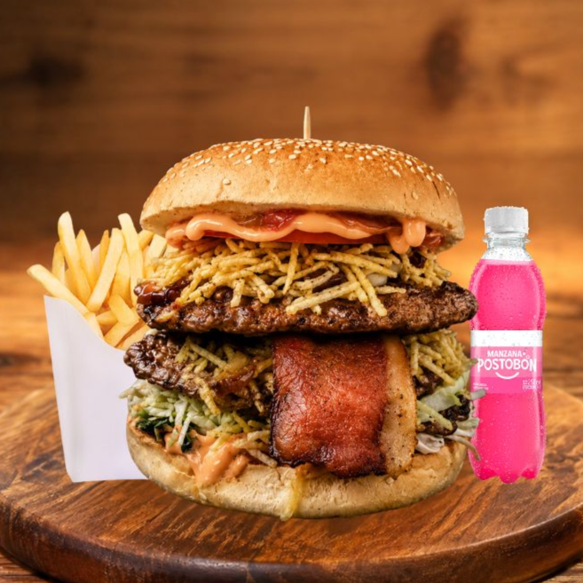 Combo Hamburguesa Doble con Tocineta+ Papa y Bebid