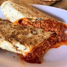 Burro de Carne con Chile