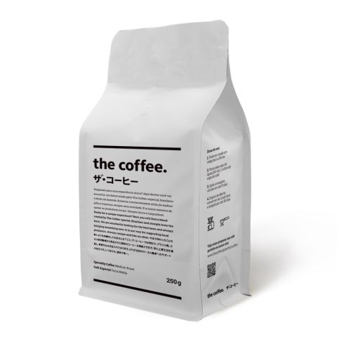 Café especial de 80 a 85 pontos. 250g. Em grãos ou moído. Café singular, utilizado no preparo dos nossos espressos e coados. Pensado para ser um café equilibrado é ideal para vários momentos do dia a dia. Com notas sensoriais lembrando amêndoas, caramelo e chocolate, possui baixa acidez, doçura elevada, corpo médio e persistente.