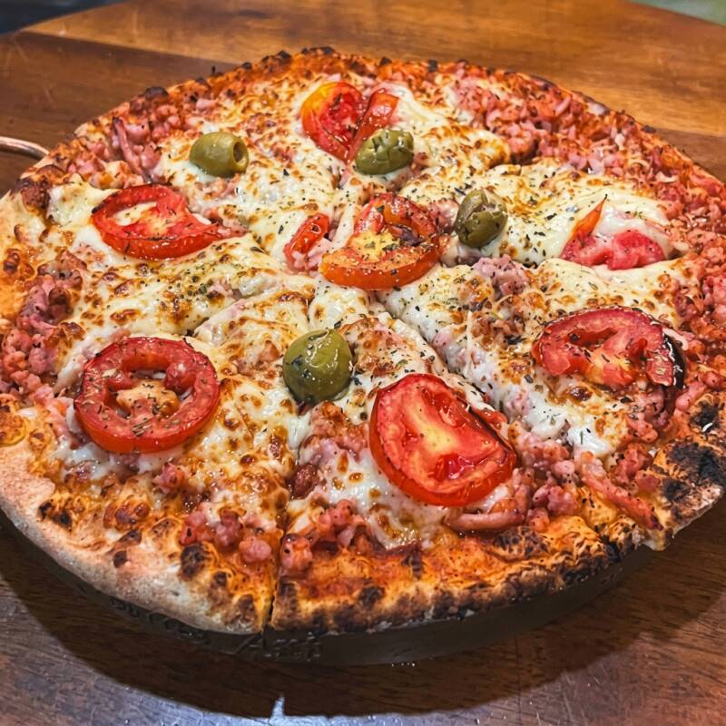 Mussarela presunto e tomate