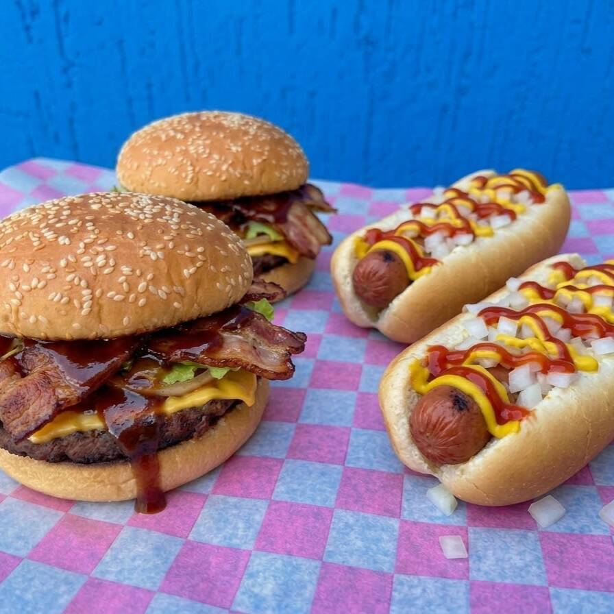 BURGERS EN PAREJA TOCINO BBQ