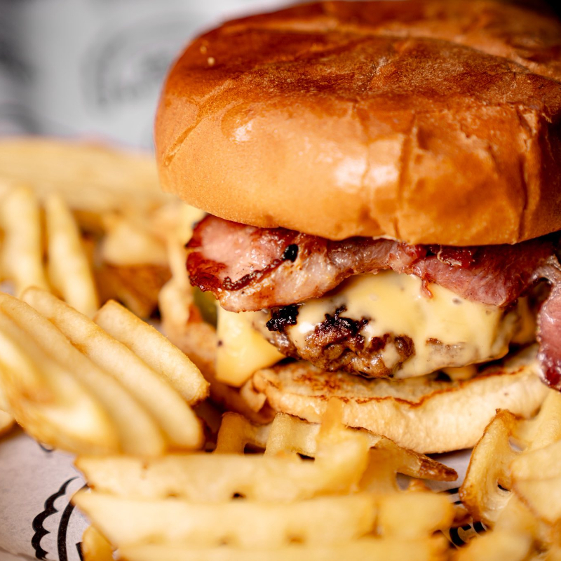 Bacon Cheeseburger