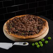 CHOCOLATE BRANCO,UVAS VERDES E CHOCOLATE PRETO