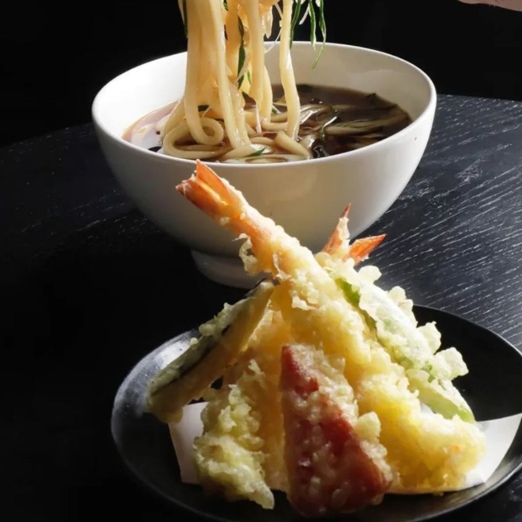 Sopa tempura udon