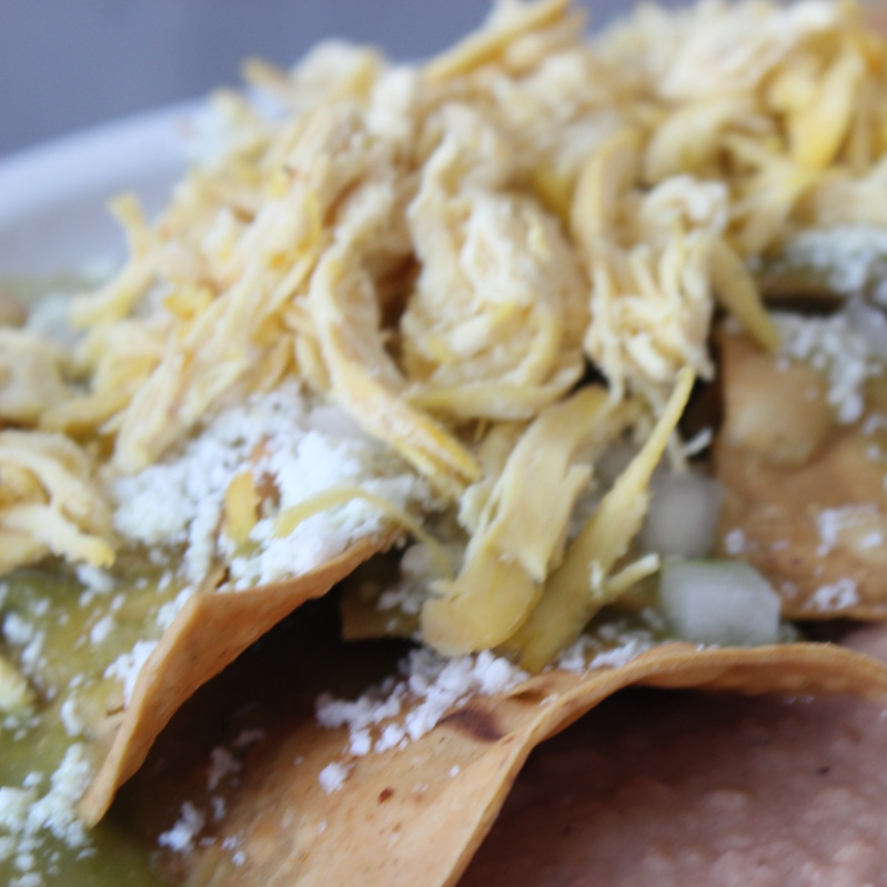 POLLO EN SALSA VERDE