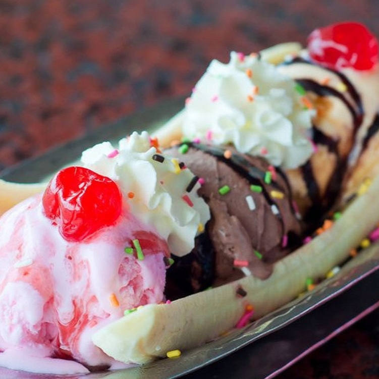 BANANA SPLIT